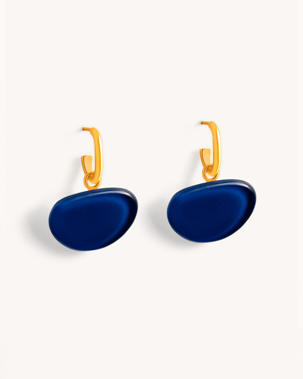Brinco Domo Azul Escuro – Banho Ouro 18K