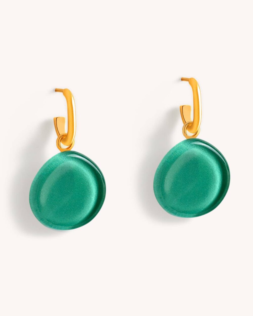 Brinco Flora Verde Água – Banho Ouro 18K