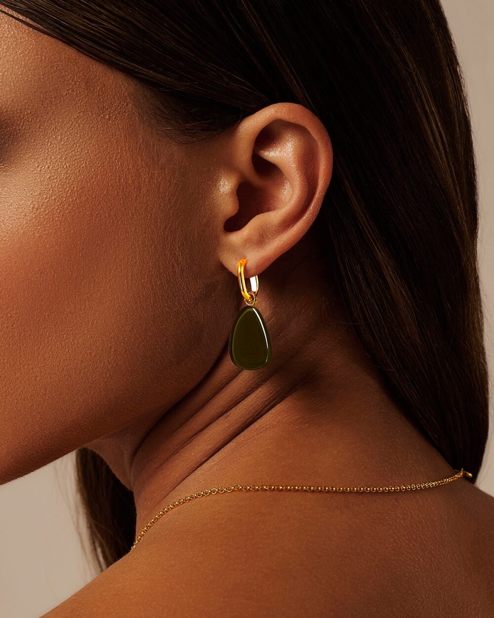 Brinco Gota Verde – Banho Ouro 18K - Image 2