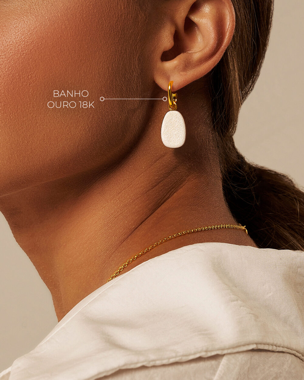 Brinco Pétala Pérola – Banho Ouro 18K - Image 4