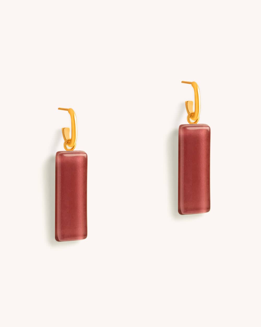 Argola Retângulo Uva – Banho Ouro 18K