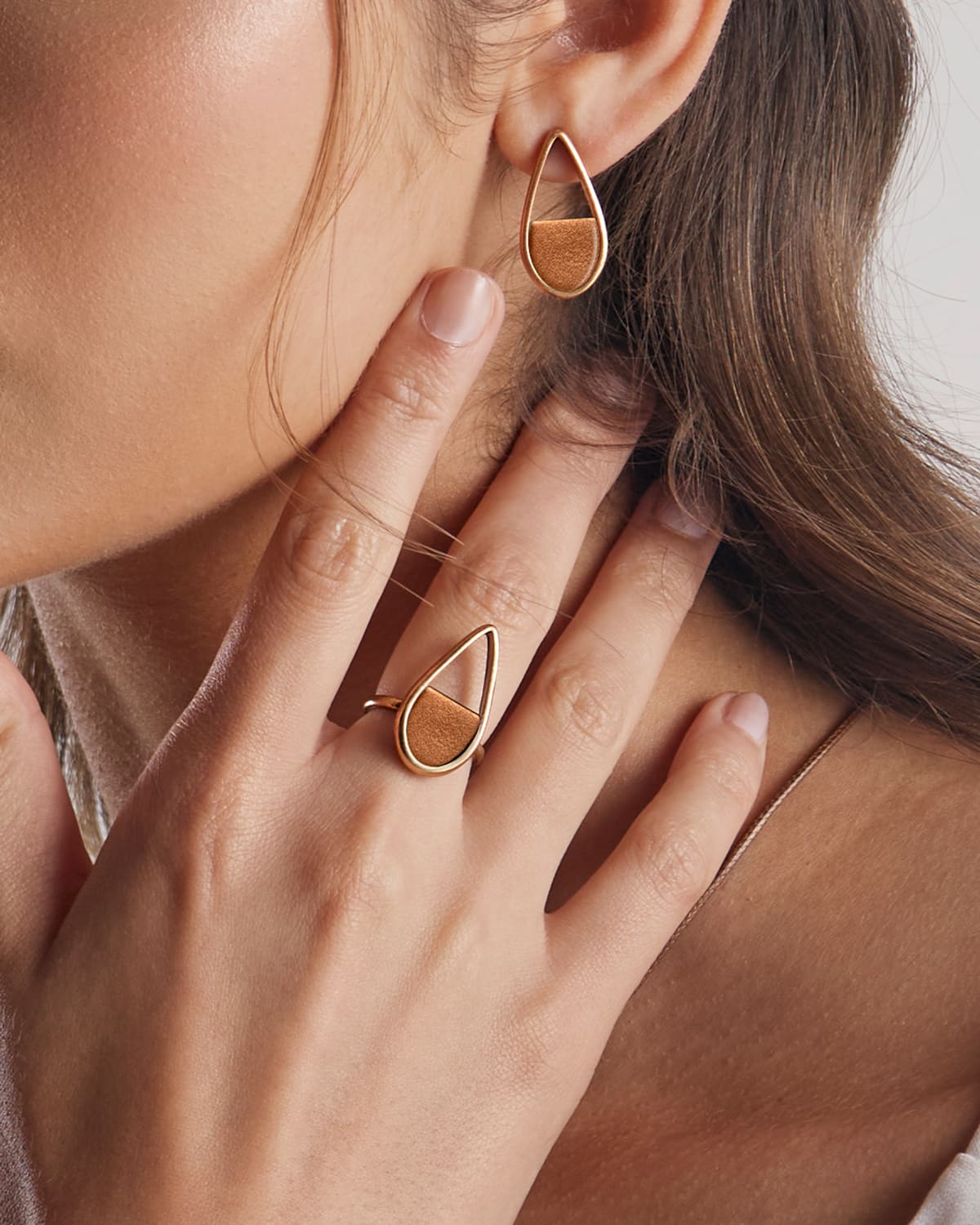 Anel Gota Bronze - Ouro Vintage 18K - Image 2