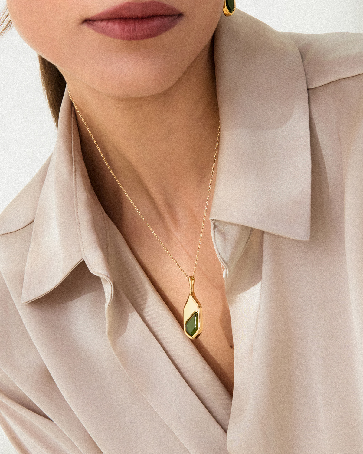 Colar Gaia Verde - Banho Ouro 18K - Image 4
