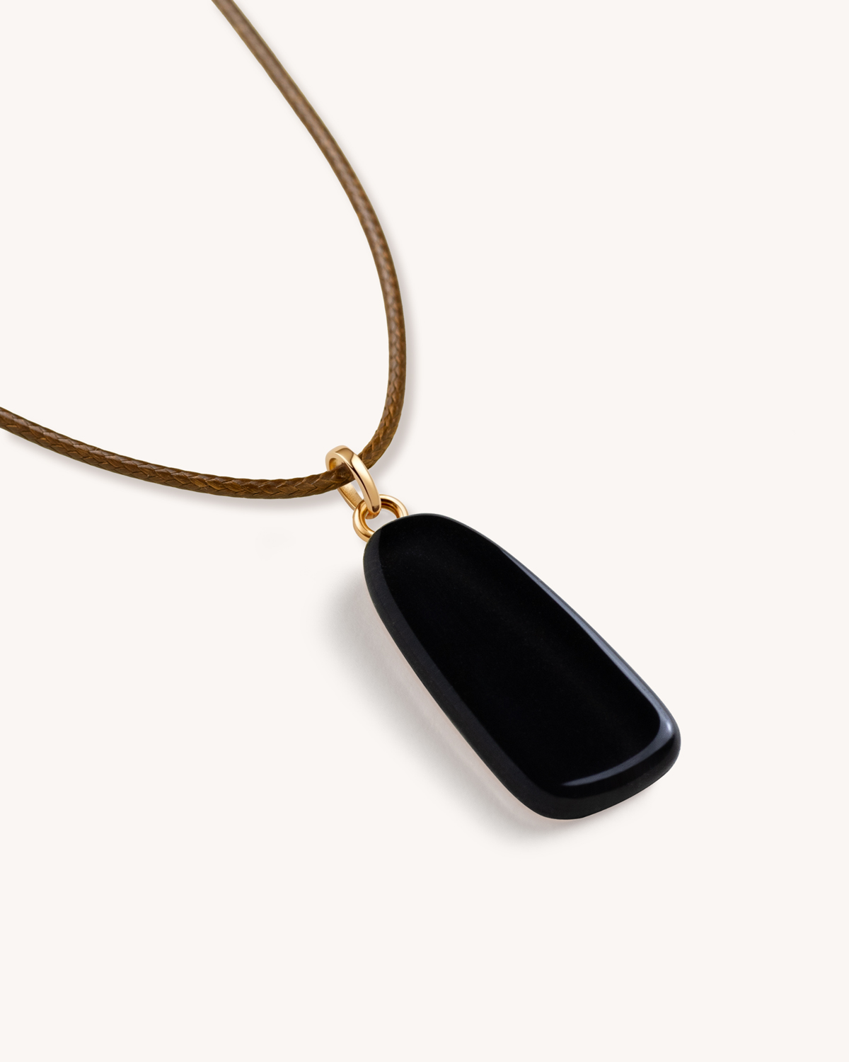 Colar Tulipa Preto Cordão - Banho Ouro 18K