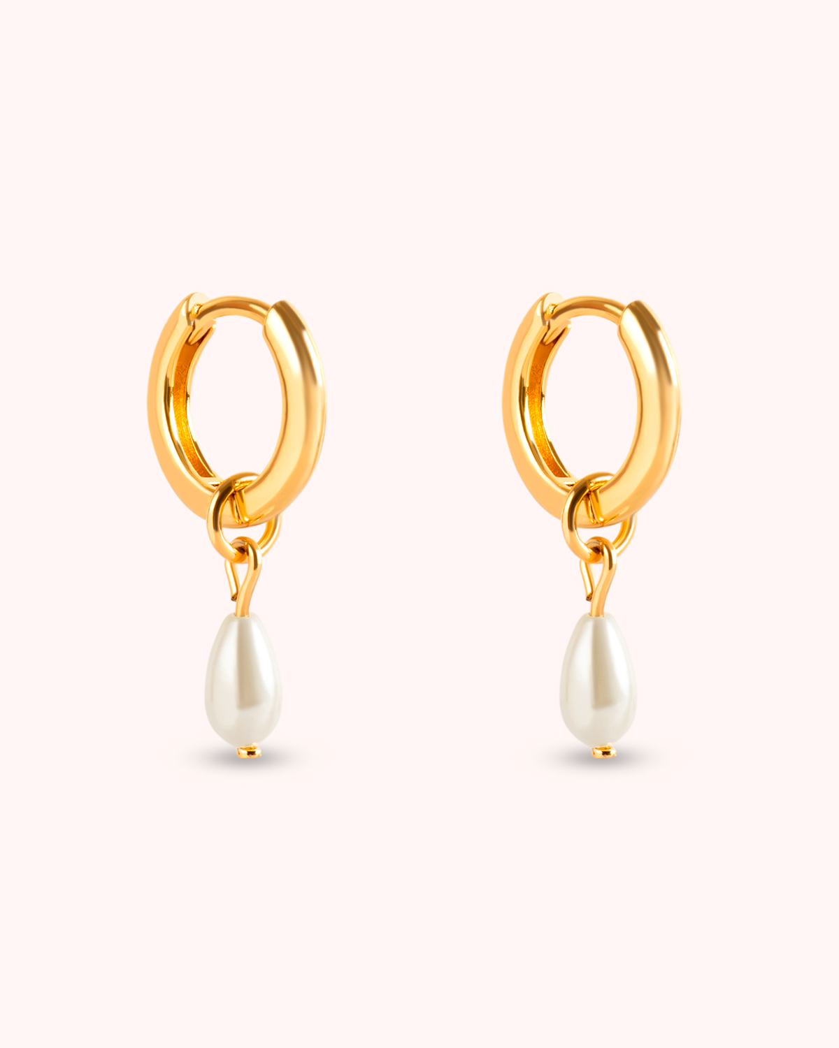 Argola Pérola Mini - Banho Ouro 18K - Image 6